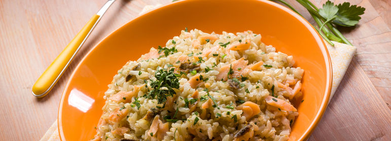 Risotto au saumon - idée recette facile Mysaveur