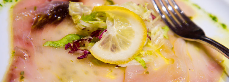 Carpaccio de thon - idée recette facile Mysaveur