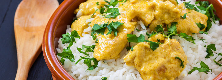 Poulet au curry - idée recette facile Mysaveur