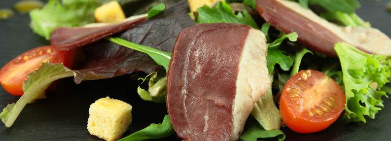Salade de magret de canard - idée recette facile Mysaveur