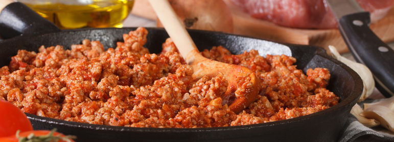 Sauce bolognaise - idée recette facile Mysaveur