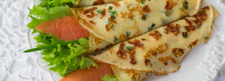 Crêpe au saumon fumé - idée recette facile Mysaveur