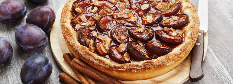 Tarte aux prunes - idée recette facile Mysaveur