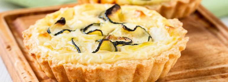 Quiche à la courgette - idée recette facile Mysaveur