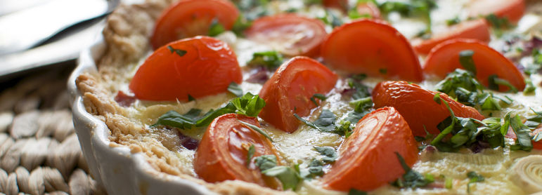 Quiche tomate - idée recette facile Mysaveur