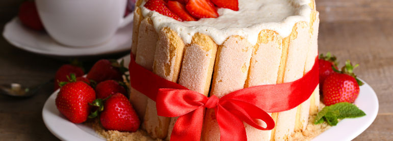 Gâteau aux fraises - idée recette facile Mysaveur