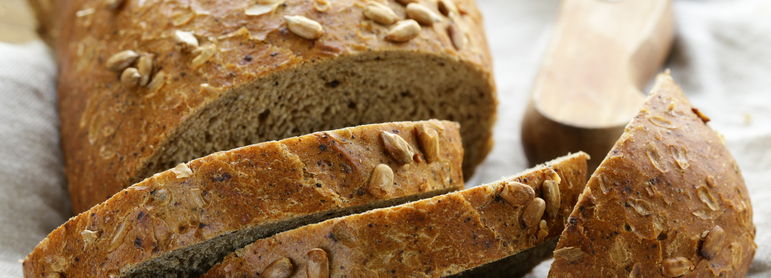 Pain au levain - idée recette facile Mysaveur