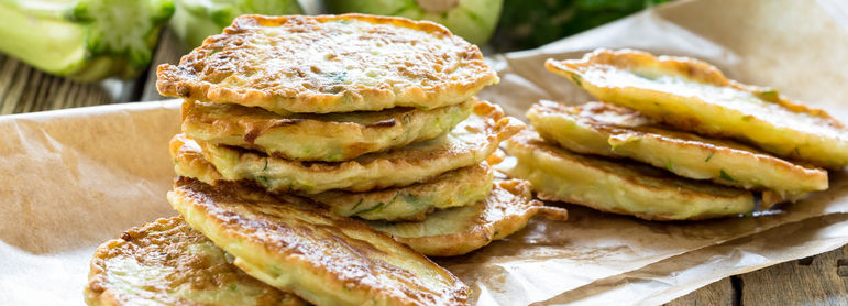 Beignets de courgette - idée recette facile Mysaveur