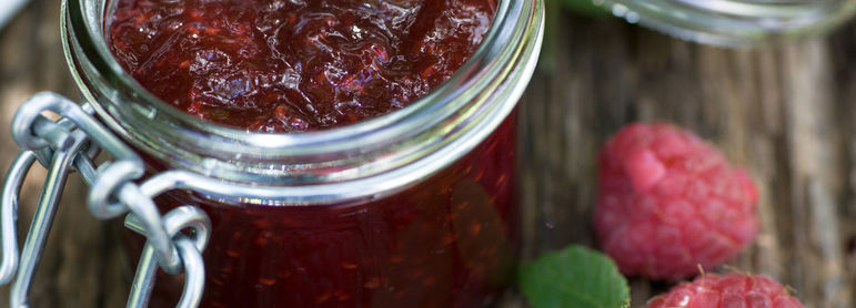 Confiture de framboise - idée recette facile Mysaveur