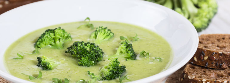 Soupe aux brocolis - idée recette facile Mysaveur