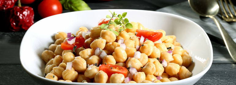 Salade de pois chiche - idée recette facile Mysaveur