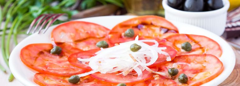 Carpaccio de tomate - idée recette facile Mysaveur