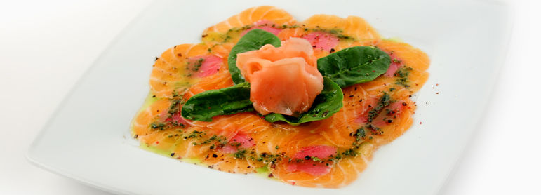Carpaccio de saumon - idée recette facile Mysaveur