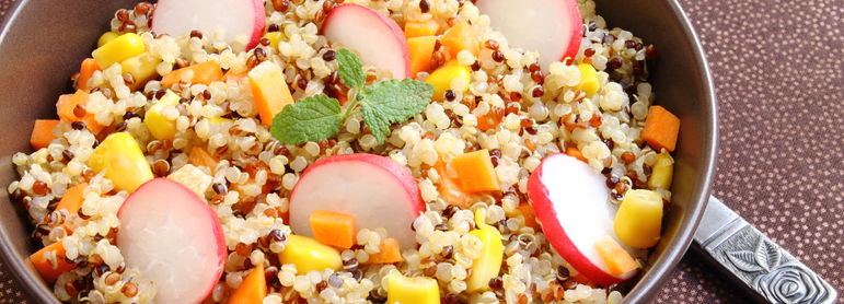 Salade quinoa, boulgour - idée recette facile Mysaveur