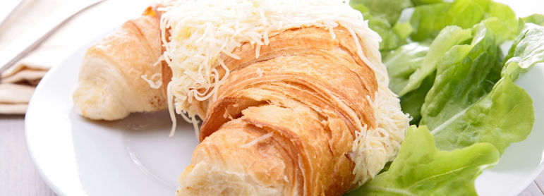 Croissant salé - idée recette facile Mysaveur