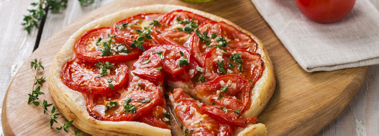 Tarte à la tomate - idée recette facile Mysaveur