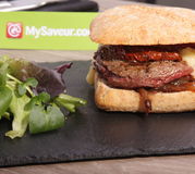 Tendre de Boeuf Burger