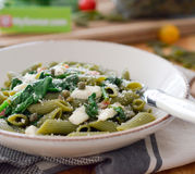 Penne aux lardons, câpres et lardons