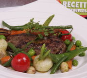 Pièce de boeuf et wok de légumes au pesto de roquette