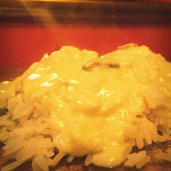 Sauce au bouillon de volaille, crème et champignons