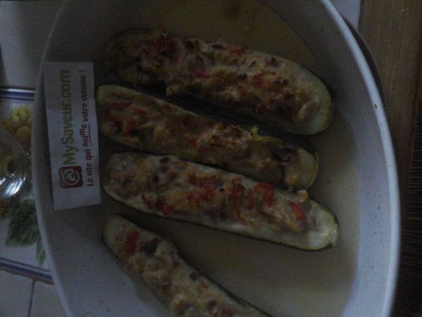 Courgettes farcies sans viande - Marie T.