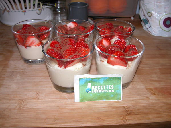 Verrine Creme Patissiere Et Fraises Au Thermomix
