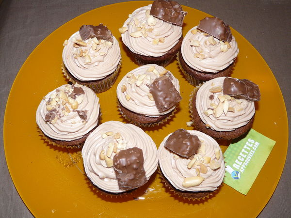 Cupcakes chocolat et praliné façon rochers suchard