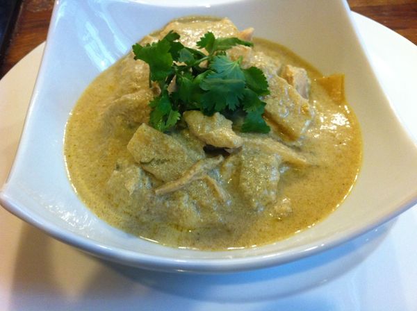 Poulet thaï au curry vert & lait de coco Recette