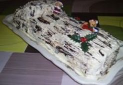 Buche de Noël à la crème au beurre et poires - Sylvie H.