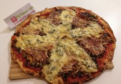 Pizza aubergine et fourme d'Ambert - Lucienne C.