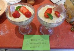 Tiramisu de fraises en grosse verrine - Vanessa R.