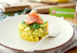 Tartare de saumon mangue avocat - Le Fumoir Provençal