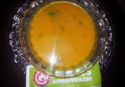 Soupe légère de carottes à la coriandre - Najwa N.