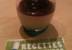 Panna cotta au chocolat blanc et fruits rouges  - AURELIE K.