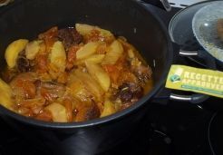 Tajine de canard confit aux pommes et aux abricots - Jennifer L.