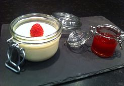 Panna Cotta aux coulis de fruits rouges - Willy M.