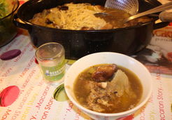 Soupe chinoise de nouilles au porc - Marina S.