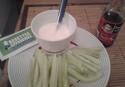 bâtonnets de concombre  sauce yaourt - Jean rené B.