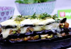 Millefeuille de moussaka aux rillettes d'oie, comté et légumes du soleil - PRUNIER