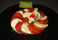 Carpaccio tout frais tomate mozzarella - Adeline A.