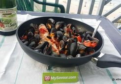 Maquereaux frais avec moules et tomates - Catalina L.