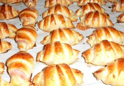 Petit croissant au saumon - Lynda T.