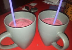 Smoothie glacé aux fruits rouges - Gwladys M.