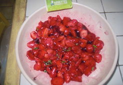 Salade de fraises au vin rouge et à la menthe - Marie T.
