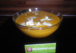 Soupe de carottes, courgette et noisette - Christiane C.