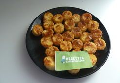 Mini cannelés au chèvre - Emilie J.