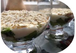 Tartare de kiwi, yoghourt et avoine (verrine) - Audrey H.