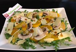 Salade de roquette aux fruits et au parmesan - Najwa N.