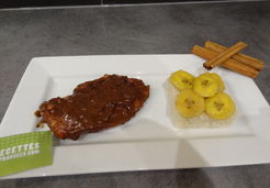 Poulet sauce chocolat truffés accompagné de bananes et riz - Vero M.