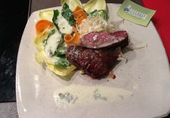 Tournedos sauce roquefort et salade croquante - Stéphanie M.